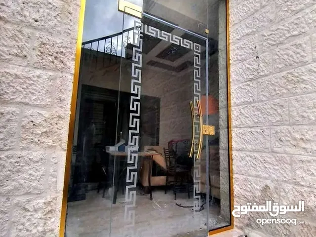 تركيب زجاج سيكوريت تفصيل ابواب سوكاريت واجهة زجاج سكاريت تفصيل وصيانة