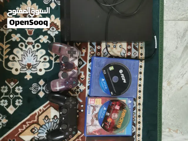 PlayStation 4 PlayStation for sale in Al Dakhiliya
