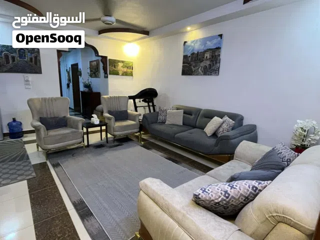 190 m2 3 Bedrooms Apartments for Sale in Irbid Al Hay Al Sharqy