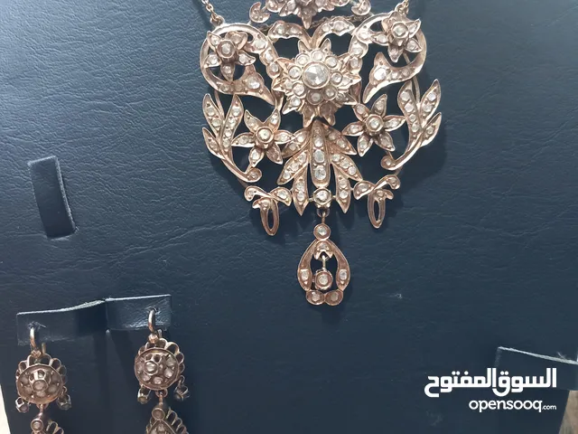 عقد الماس انتيك