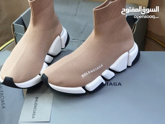 36 Sport Shoes in Dubai