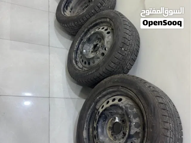 طقم تايرات يوكوهاما ياباني أصلي (Yokohama iceGUARD iG53) بحالة ممتازة