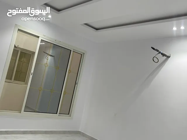 320 m2 4 Bedrooms Apartments for Rent in Al Madinah Al Uyun