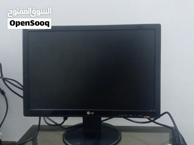 18.5" LG monitors for sale  in Zarqa