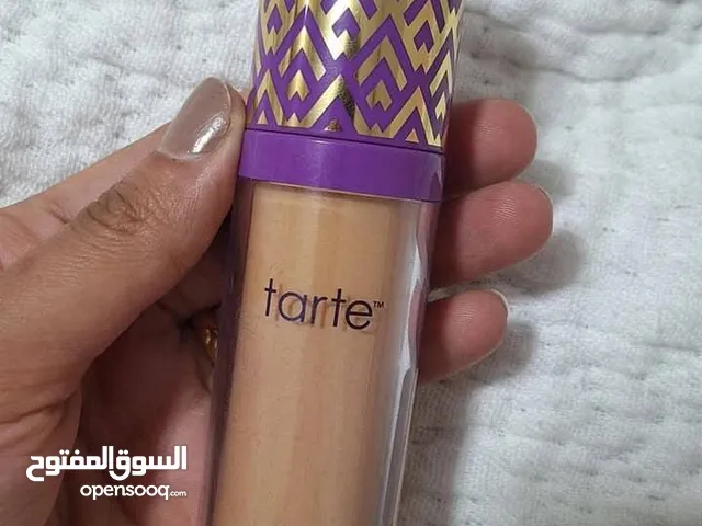 tarte shape tape concealer. light medium.