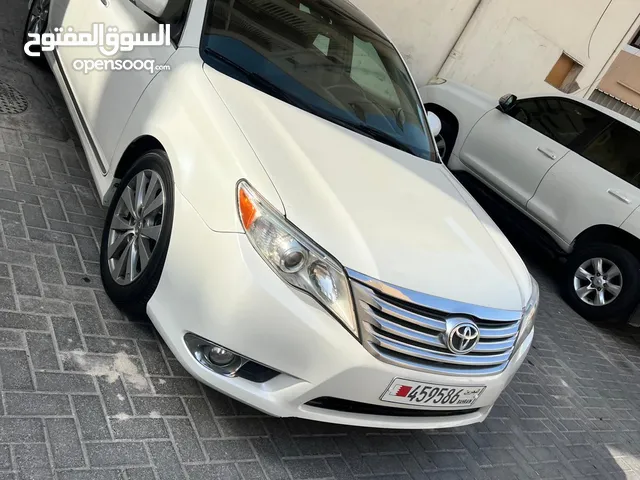 Used Toyota Avalon in Southern Governorate