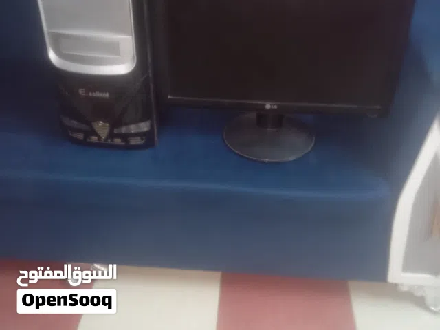 جهاز كمبيوتر كامل للبيع فرصه لدواعي السفر