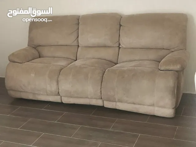 للبيع كرسي لثلاث اشخاص