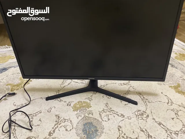 32" Samsung monitors for sale  in Al Ain