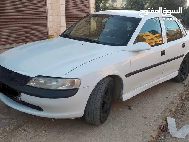 Used Opel Vectra in Jenin