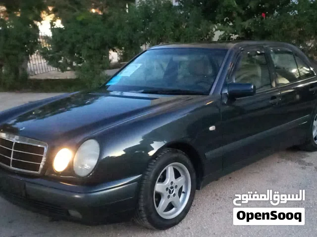Used Mercedes Benz C-Class in Benghazi