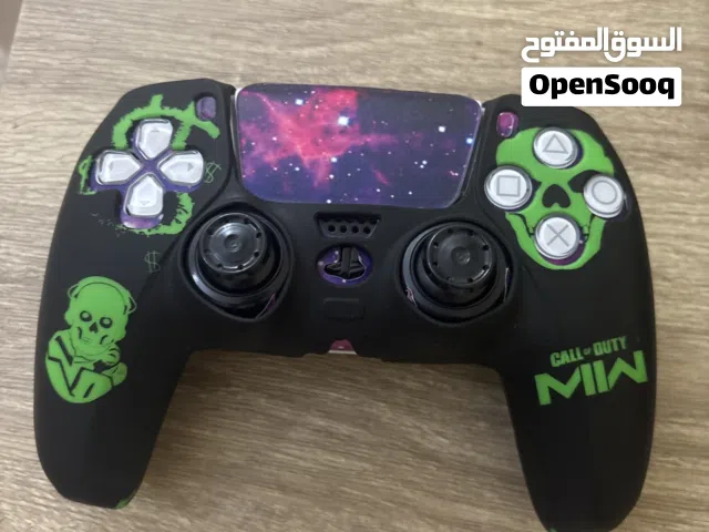 قير بليستيشن 5 عادي استعمال نظيف فقط لا يوجد له لمس في الزرين