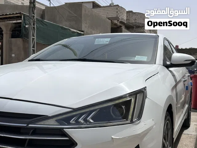 2020 هيونداي النترا Limited