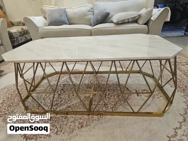 طاولة مجلس جميلة وفخمة