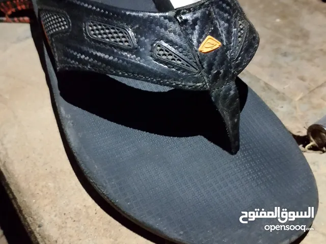 REST 2025 مستعمل للبيع