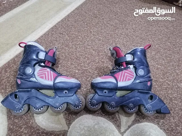 سكيت أربعة عجال مستعمل بحاله ممتازه