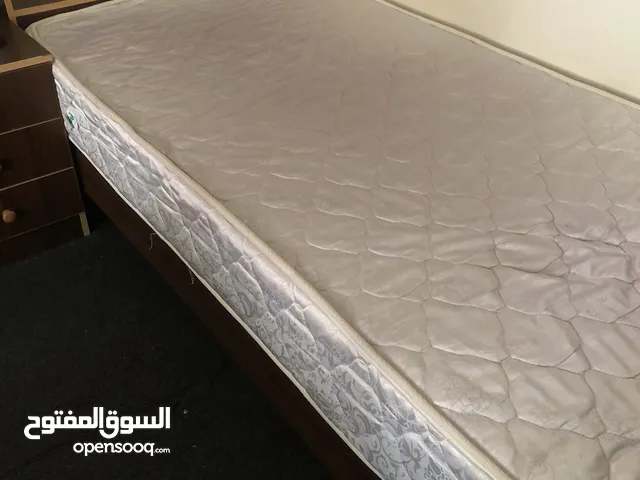 تخت مفرد ( سرير)