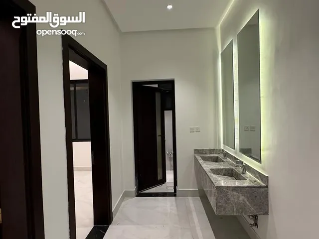 179 m2 3 Bedrooms Apartments for Rent in Dammam Al Firdaws