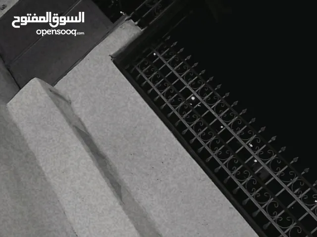 بيت للبيع في جاوا