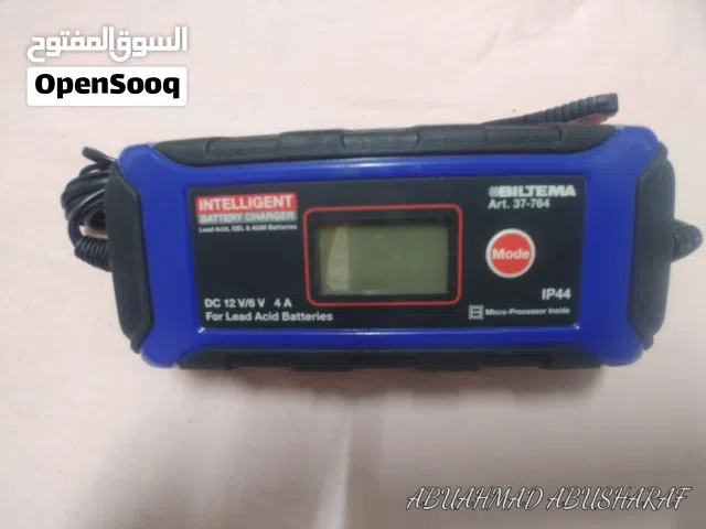 شاحن ومشغل لبطاريات المركبات بمختلف انواعها.