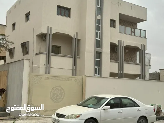 160 m2 3 Bedrooms Townhouse for Rent in Tripoli Souq Al-Juma'a