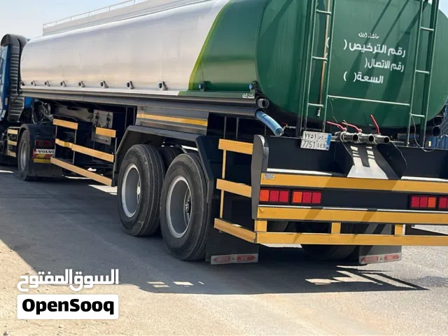 وايت تريله صهريج ماء حلو 34طن شرق الرياض