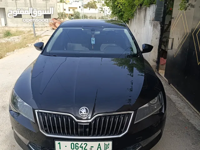 سكودا سوبيرب