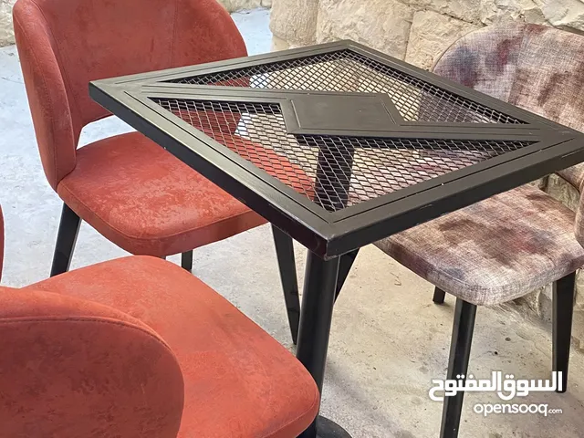 طاولات وكراسي كوفي شوب