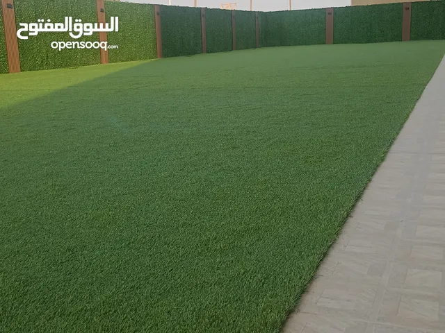 تنسيق حدائق وتركيب الثيل الصناعى والسور التركى وزرع الثيل الطبيعى وتركيب البلاط المتتداخل والكربستون