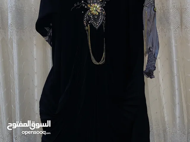 عبايه سوداء