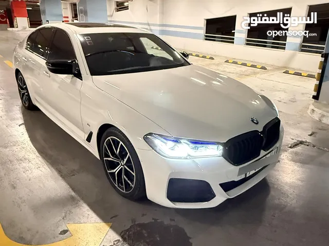 BMW 530e 2021 M بنزين+كهرباء هايبرد بسعر المغري المنافس على الكاش فقط(تبديل مرفوض)