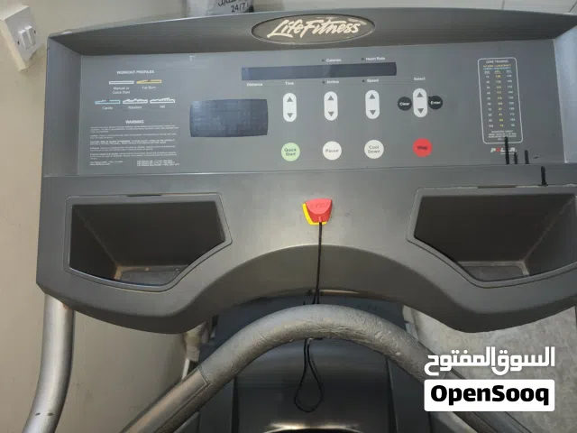 للبيع جهاز رياضه مشي لايف فتنس