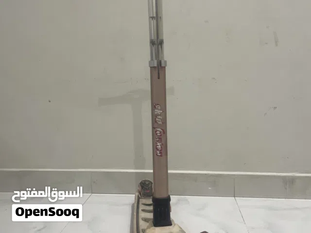 سكوتر عادي مستعمل مش خربان مافيه اي مشكله بس غير نظيف