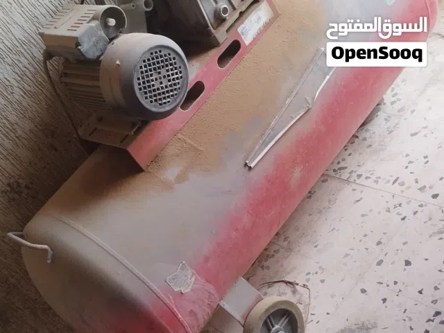 كمبرسوري 300 L صناعه THE Top خادم اقل من سنة نضيف نضيف كهرباء 220