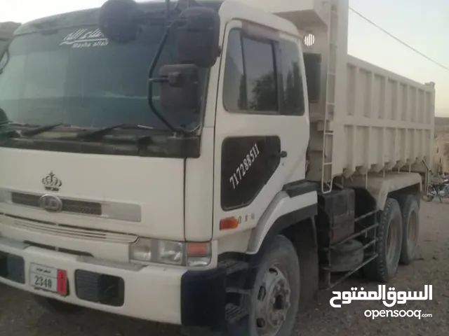 Tipper Nissan 1992 in Al Mukalla