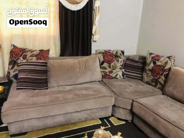 طقم كنب كورنر و ثنائية امريكي ثقيل للبيع