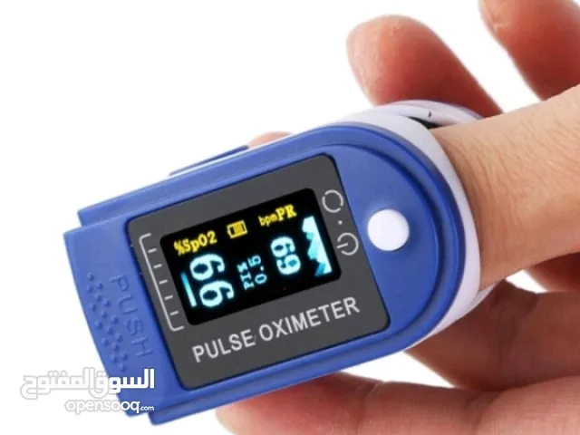 جهاز OXIMETER لقياس نبض القلب ونسبه الاكسجين بالاصبع سهل الاستعمال جديد بالعلبه غير مستعمل