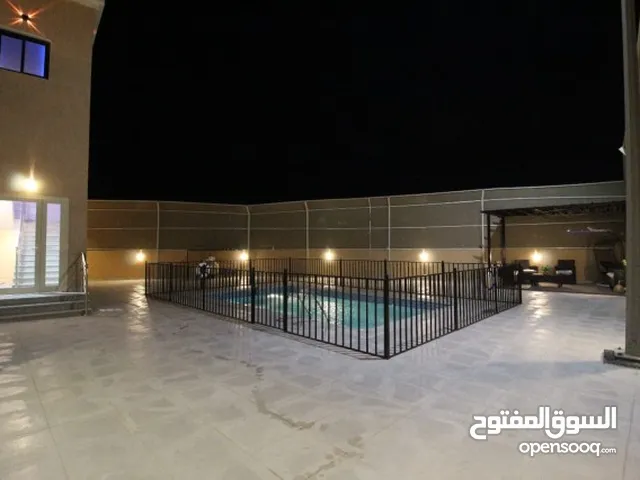 3 Bedrooms Chalet for Rent in Jeddah Al-Harazat