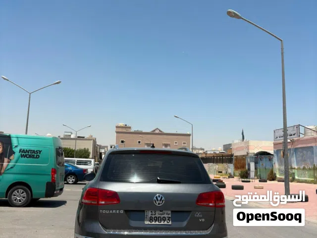 2016 Volkswagen Touareg Black Edition