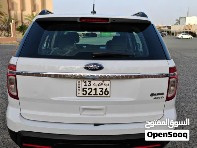 2014 Ford Explorer Standard