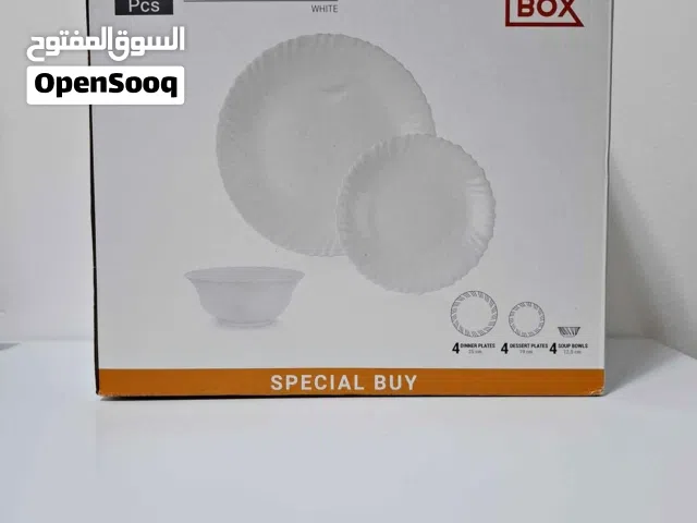 طقم عشا مكون من 12قطعه  ب 35
