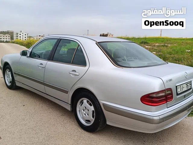 2000 Mercedes Benz E-Class E 200