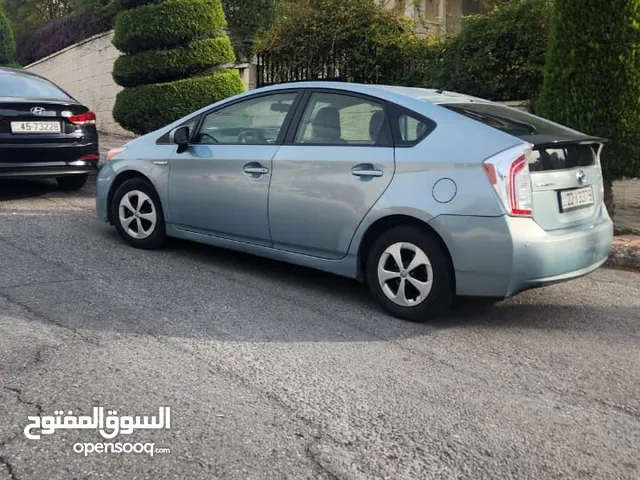 Used Toyota Prius in Amman