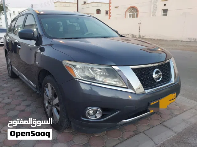 Used Nissan Pathfinder in Muscat