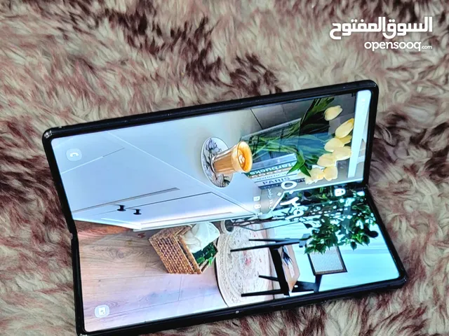 Samsung Galaxy Z Fold 2 5G 256 GB in Sana'a