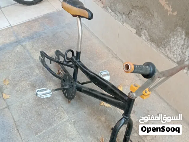 سيكل كوبرا مقاس 16 بالون اسود دون تواير