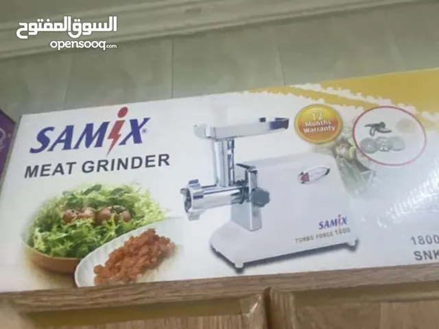 مفرمة لحمه جديد بالكرتونه