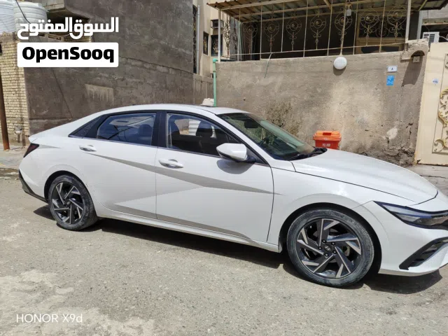 2024 Hyundai Elantra Sport