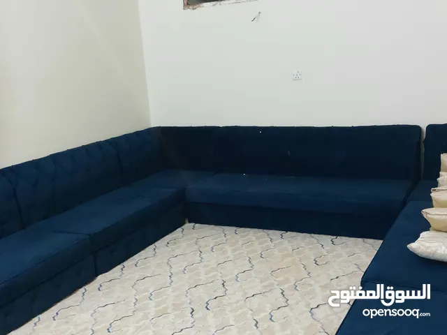 كنب ومجلس للبيع