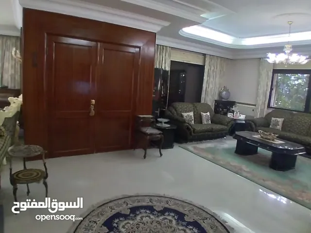 750 m2 More than 6 bedrooms Villa for Sale in Amman Swefieh